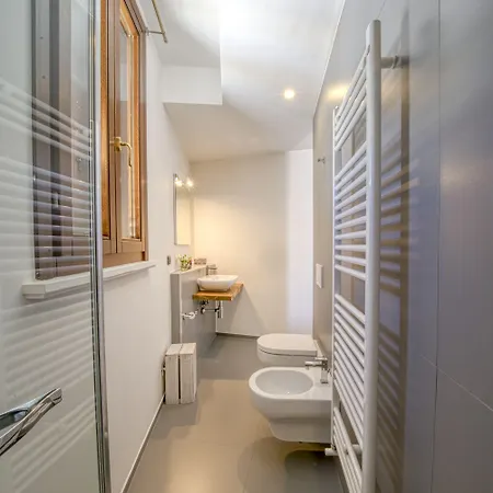 Bed & Breakfast New Dimora Valmar